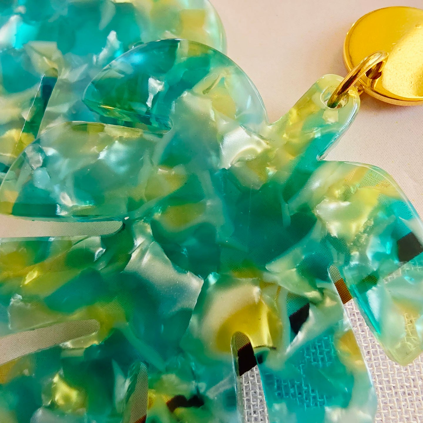 Green Leaf Marbled Dangles