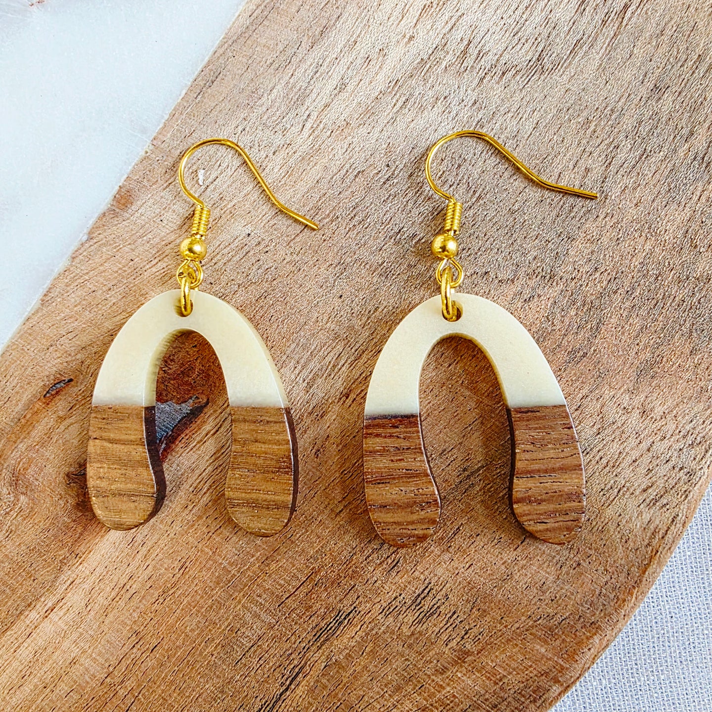 White U-Shape Dangles